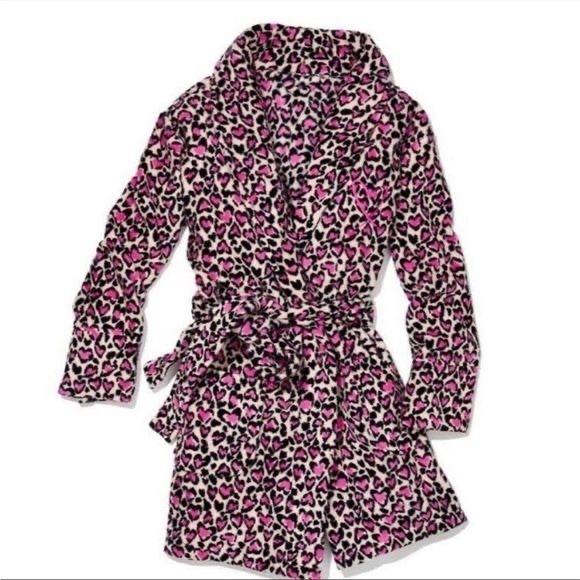 Victoria's Secret Other - Victoria’s Secret Plush Pink Hearts Bathrobe Size XS/S